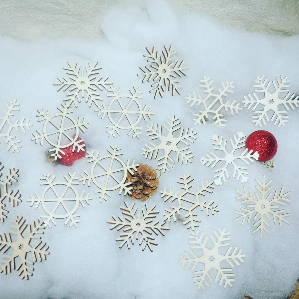 Novoletni obeski - snežinke