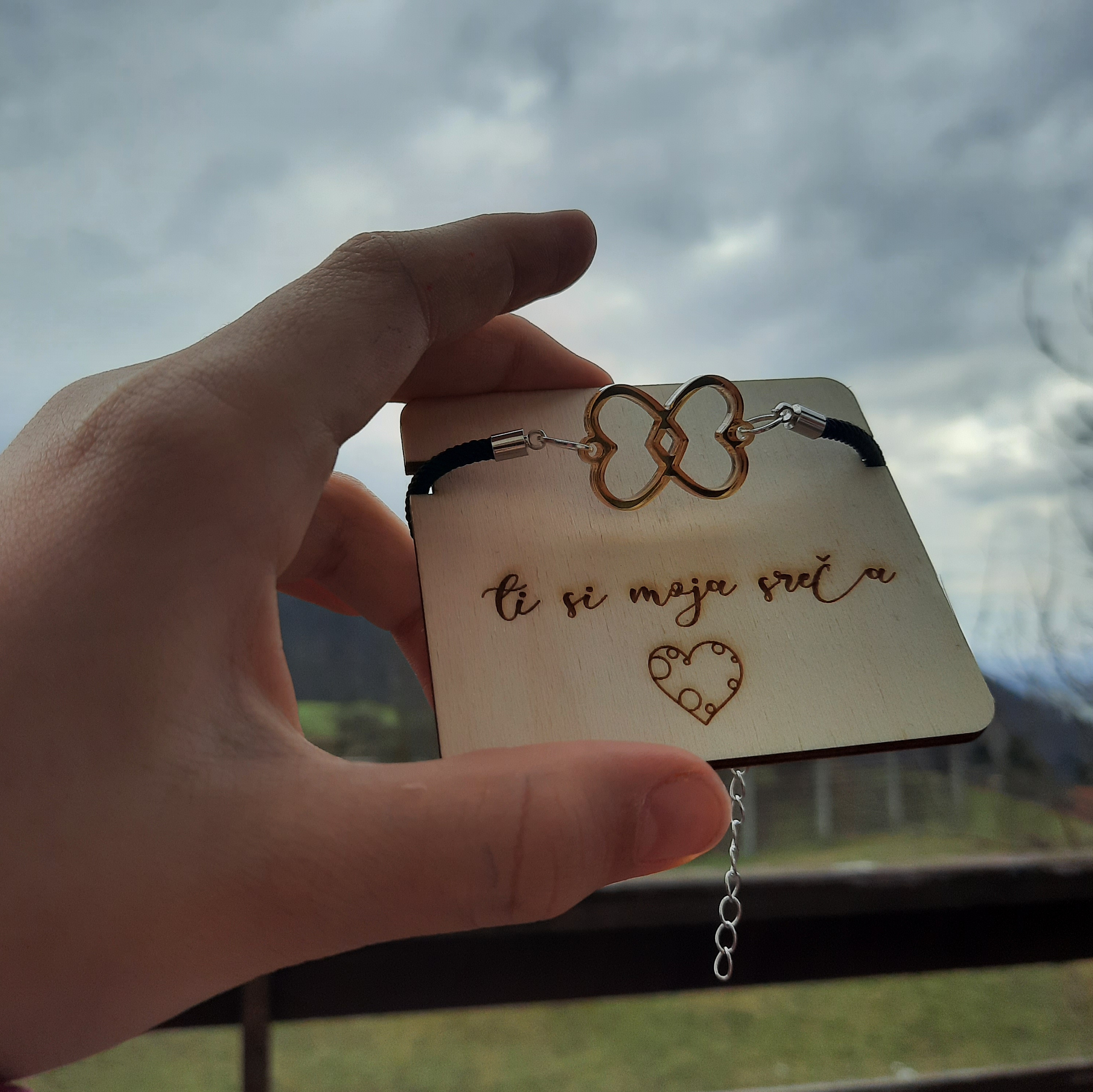 Zapestnica preplet srca v neskončnosti 