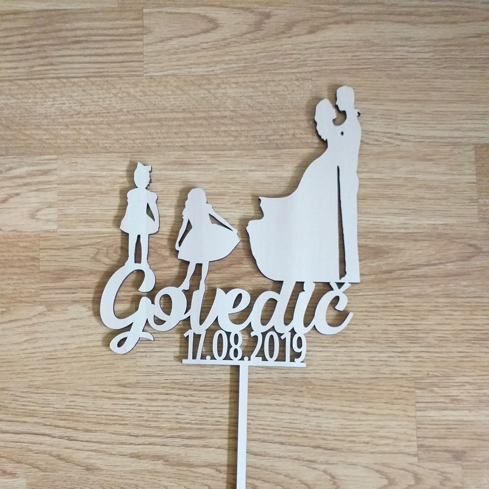 Cake topper