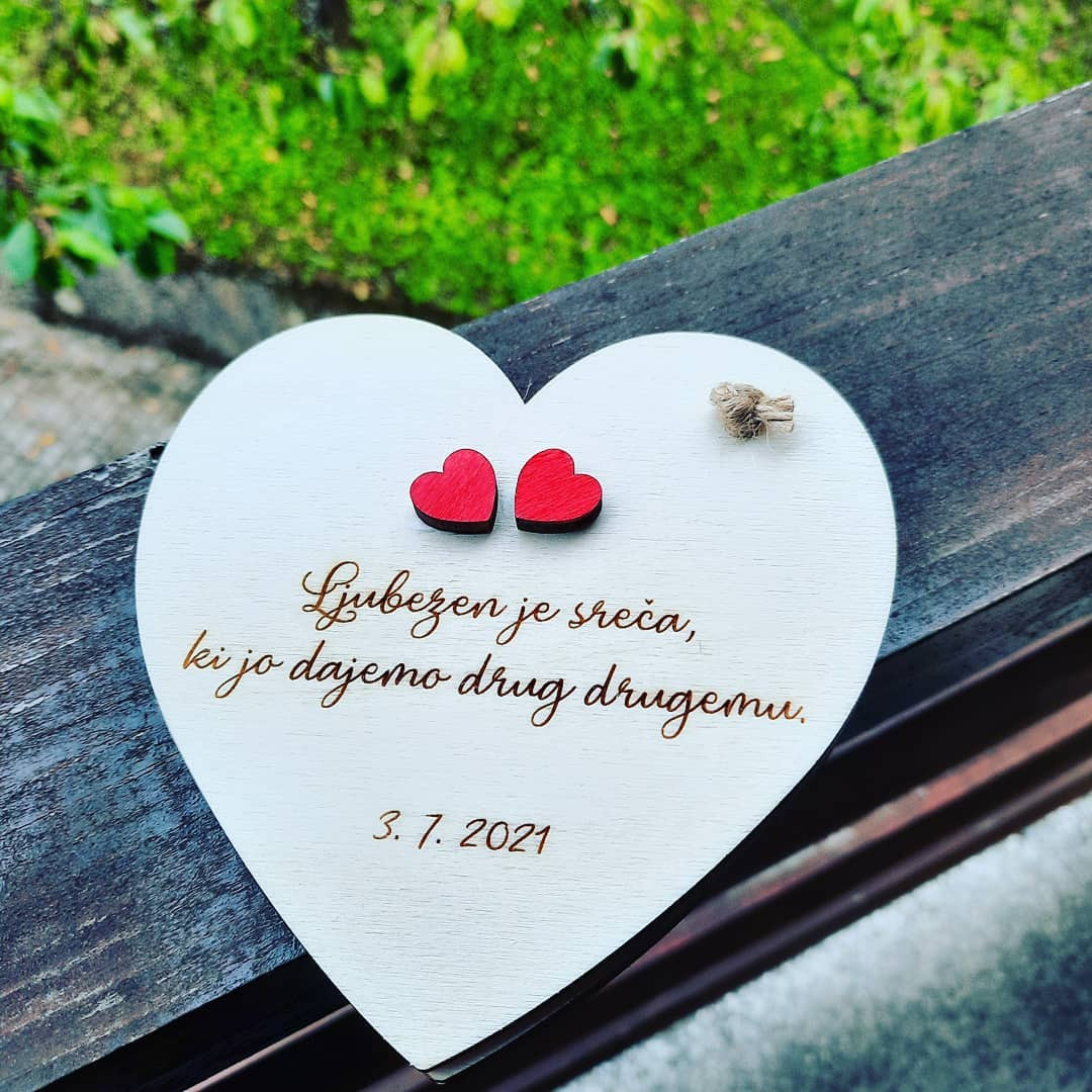 Škatlica za prstane