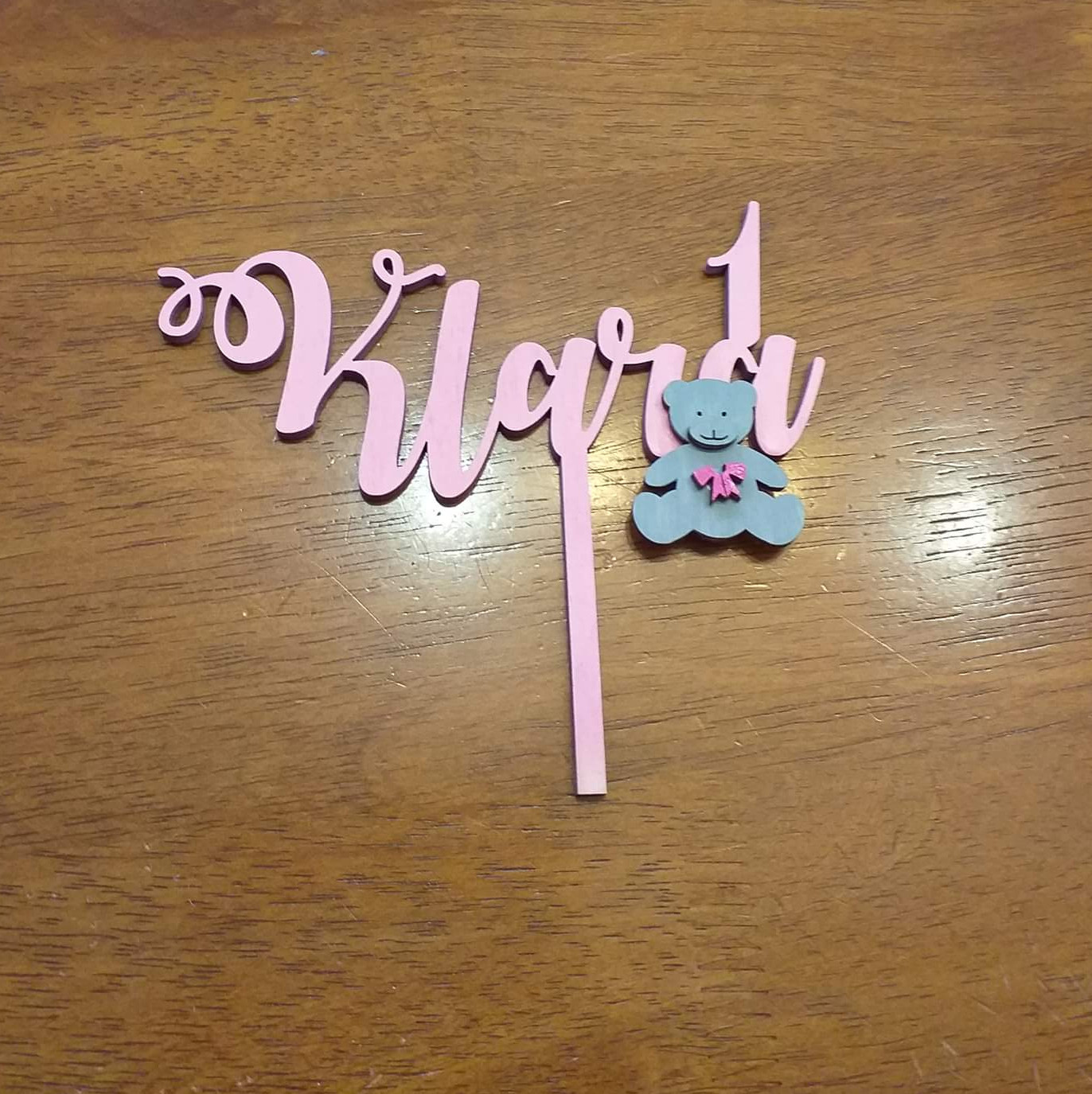 Cake topper