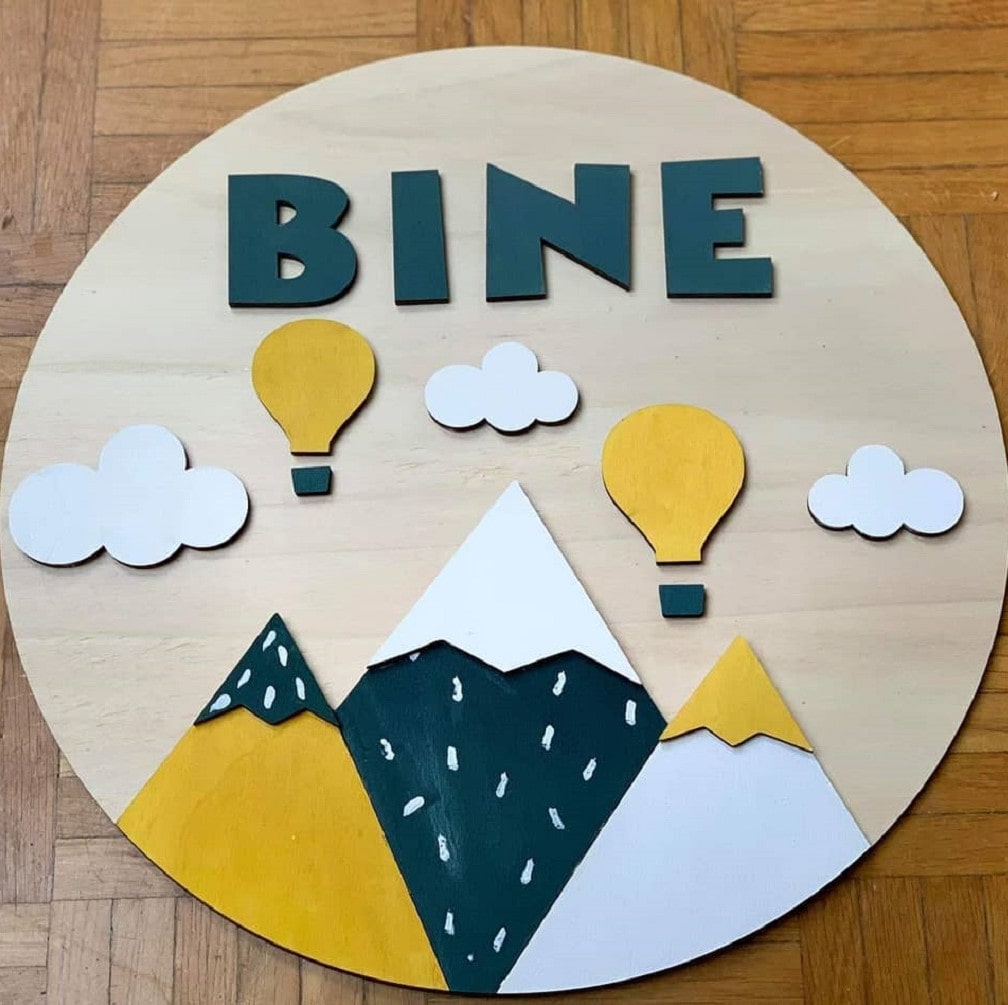 Napis za otroško sobo (Tabla z imenom in motivom)