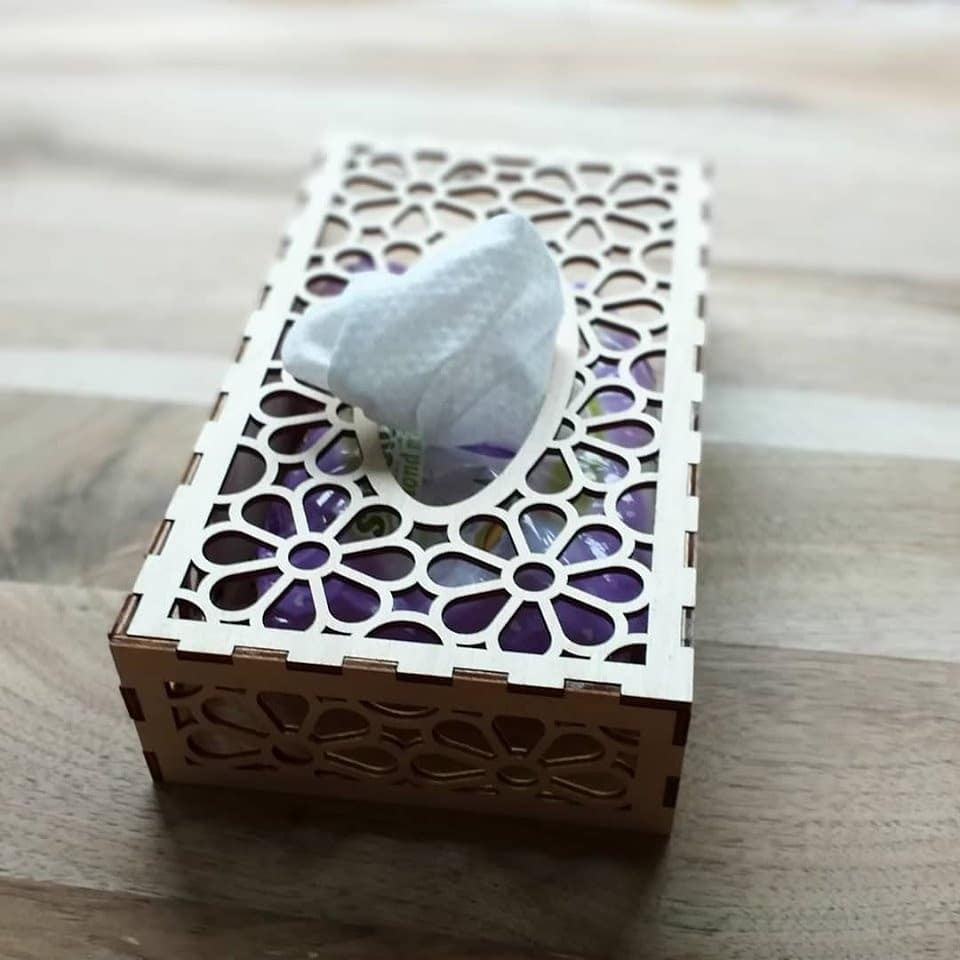 Škatlica za robčke brez dna