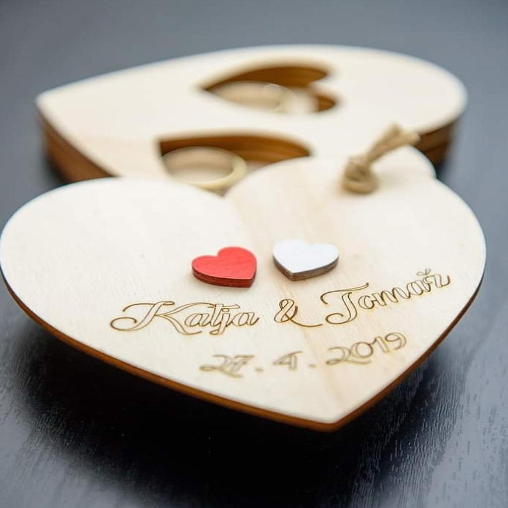 Škatlica za prstane