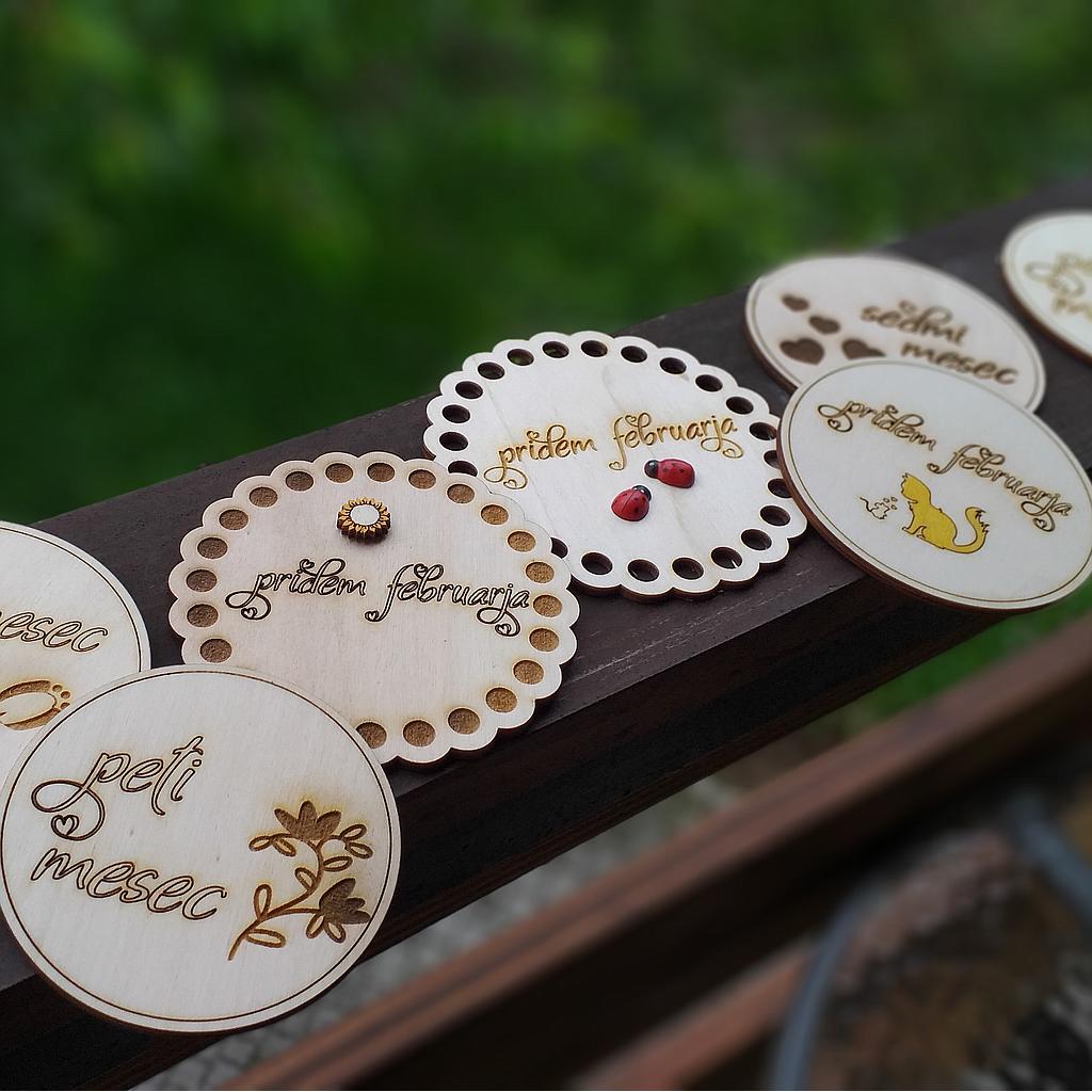 Lesene tablice - nosečka