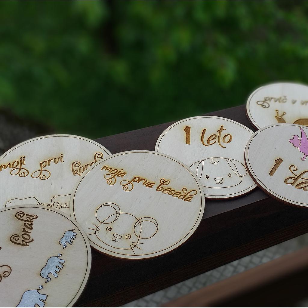 Lesene tablice - dojenček