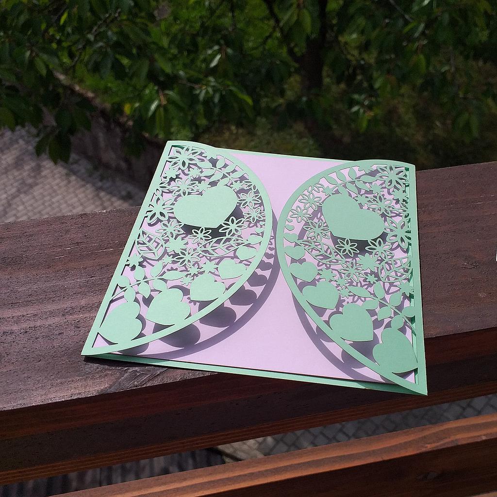 Voščilnice iz papirja/kartona