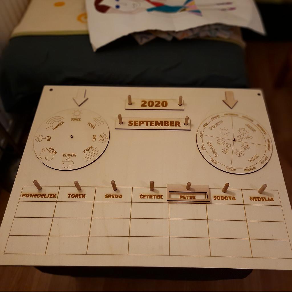 Učni pripomoček - koledar 