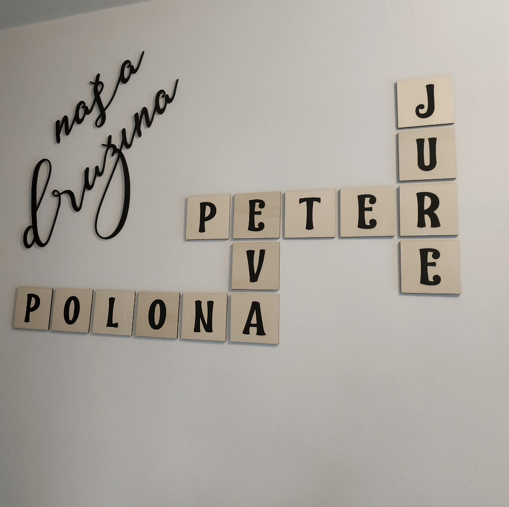 Scrabble - križanka (črke)