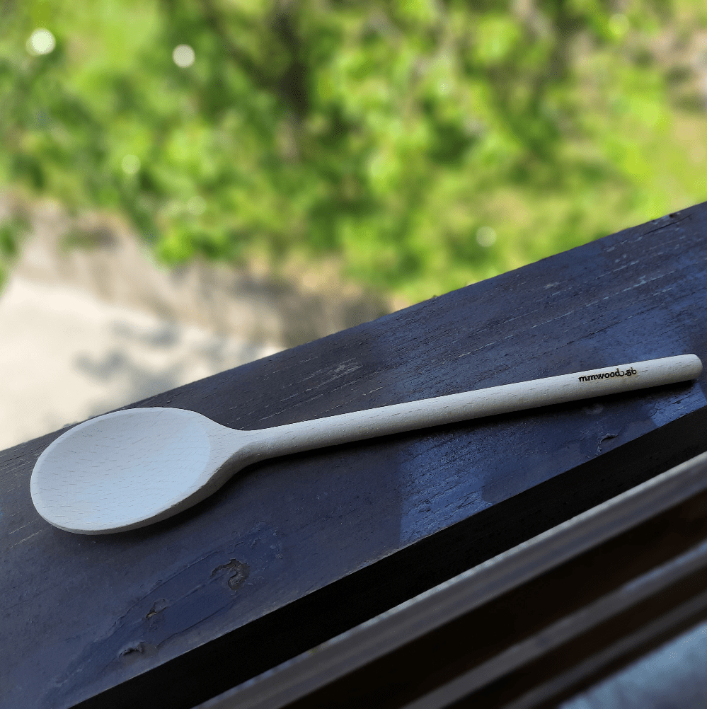 Kuhalnica navadna z gravuro