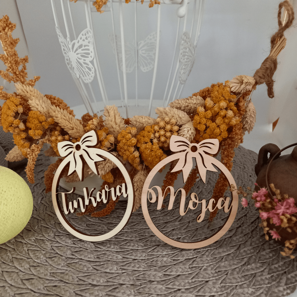 Lesena bunkica z imenom