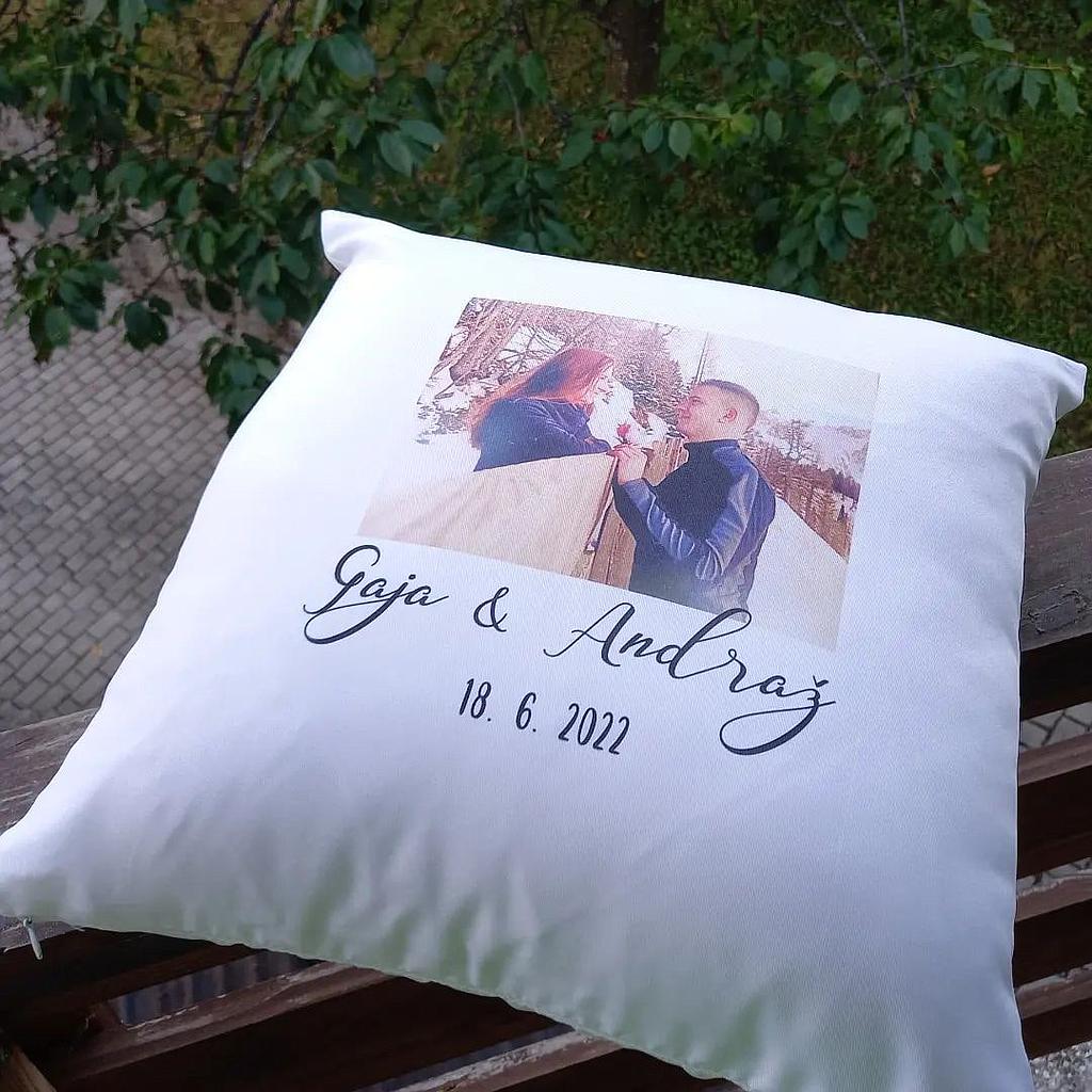 Okrasna blazina s prevleko 40×40 cm