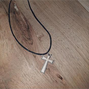 Križ na vrvici