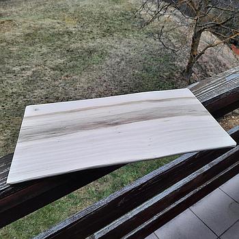 Lesena deska za narezek