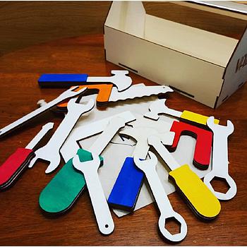 Orodje za fante v zaboju