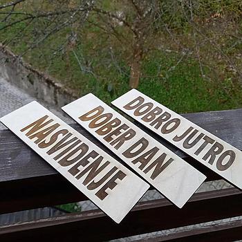 Komplet vljudnostnih napisov