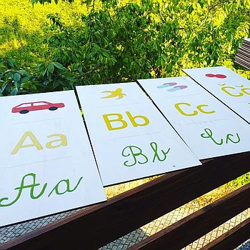 Abeceda (slika, tiskane in pisane črke)