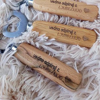 Lesen odpirač z gravuro